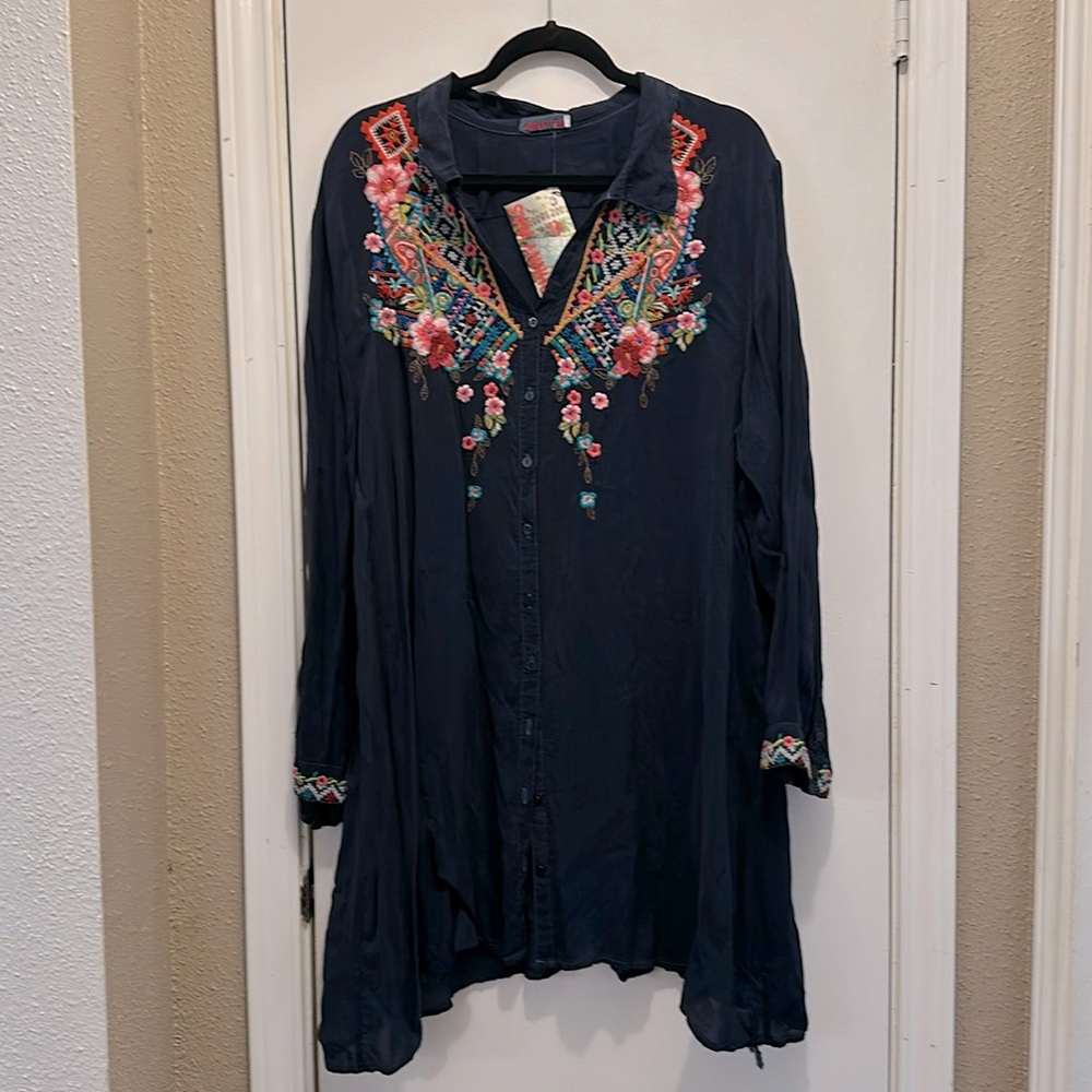 Plus size Johnny Was tunic